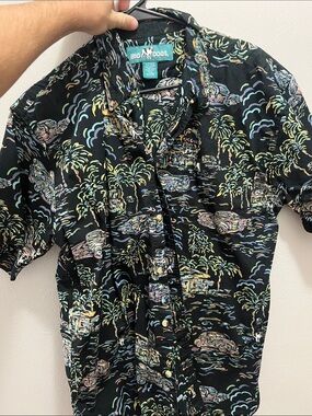 Big Dogs Black Tropical Print Short-Sleeve Button-Up Shirt